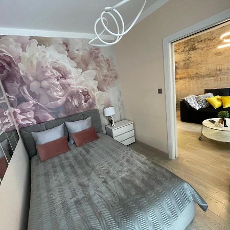 Comfort Apartment Pawia Street - Free Parking !!! Krasków Εξωτερικό φωτογραφία