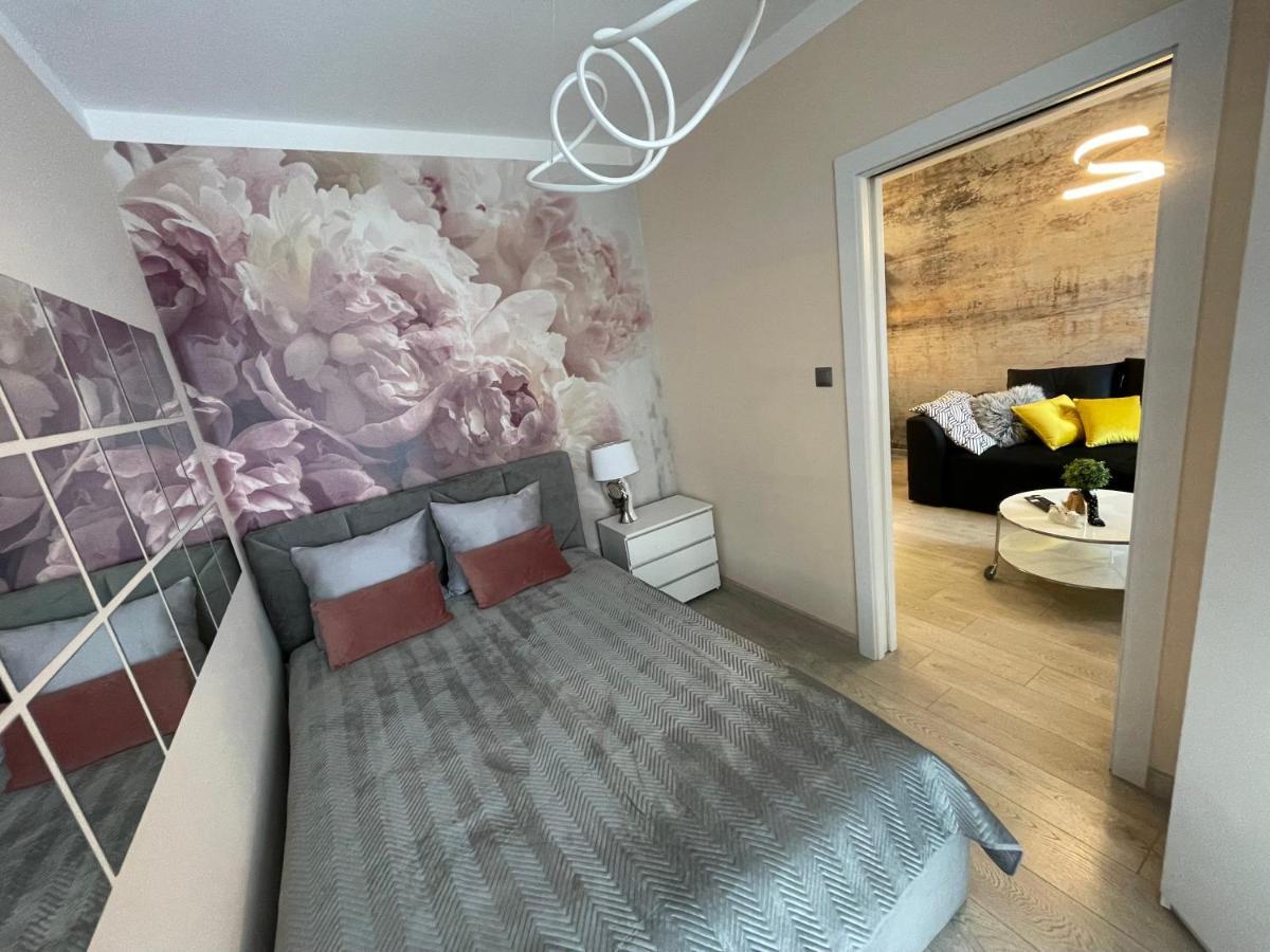 Comfort Apartment Pawia Street - Free Parking !!! Krasków Εξωτερικό φωτογραφία